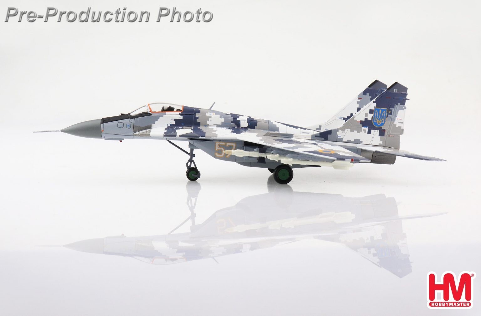 航空機・ヘリコプター Hobby Master Ukrainian MIG-29 HA6518 Hobby Master HA6518, MiG-29 9-13, Fulcrum C, No. 57