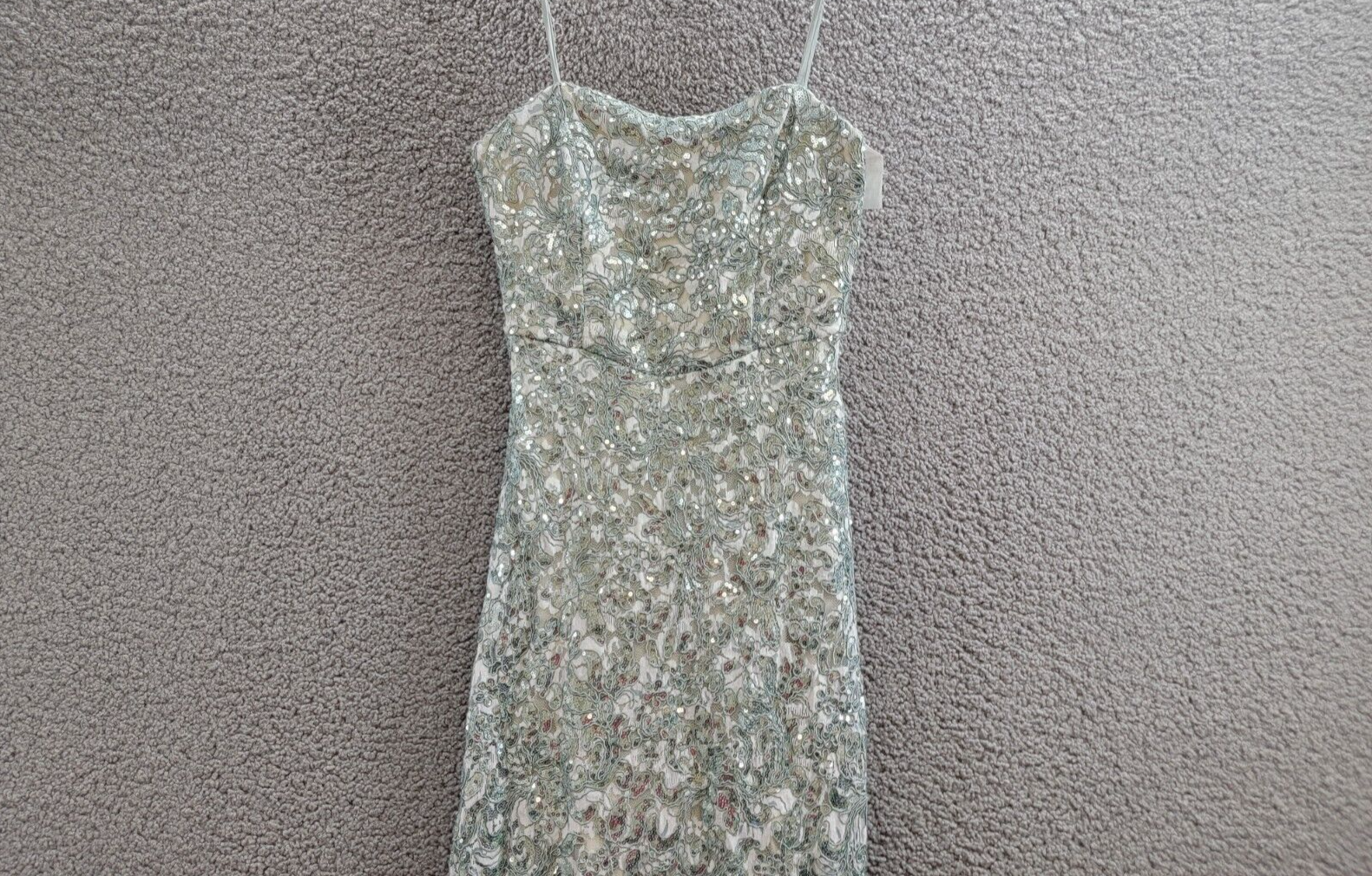 Emerald Sundae Sequined Lace Side-Slit Gown Juniors' S Sage Straight Neck Zipped - Picture 3 of 17