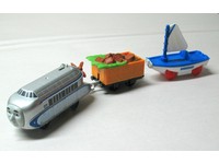 hugo trackmaster train