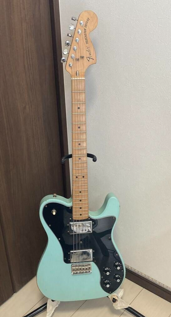 限定50本Fender RoadWorn Telecaster Deluxe