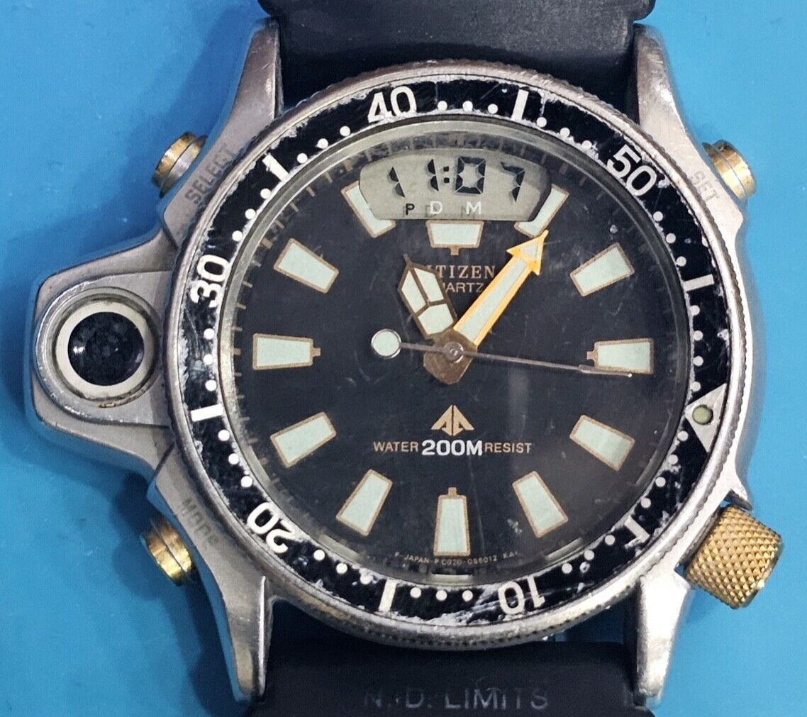 C023-089405Y RARE Men's Citizen Promaster Aqualand Diver D2