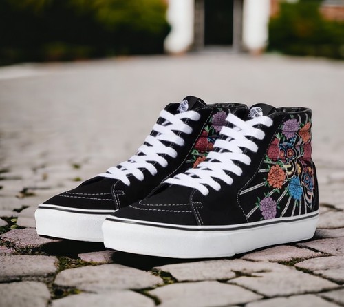 【Vans】Dia De Muertos Sk8-Hi Shoe スニーカー Vans Dia De Los Muertos Sk8-Hi Skate Shoe - Black | Journeys