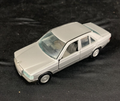 GAMA Diecast 1/43 Collectible West Germany 1167 Mercedes Benz Car Toy 190-190E