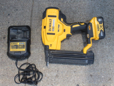 dewalt dcn680 20v max li ion xr 18 ga cordless brad nailer naiul gun p 304087142009