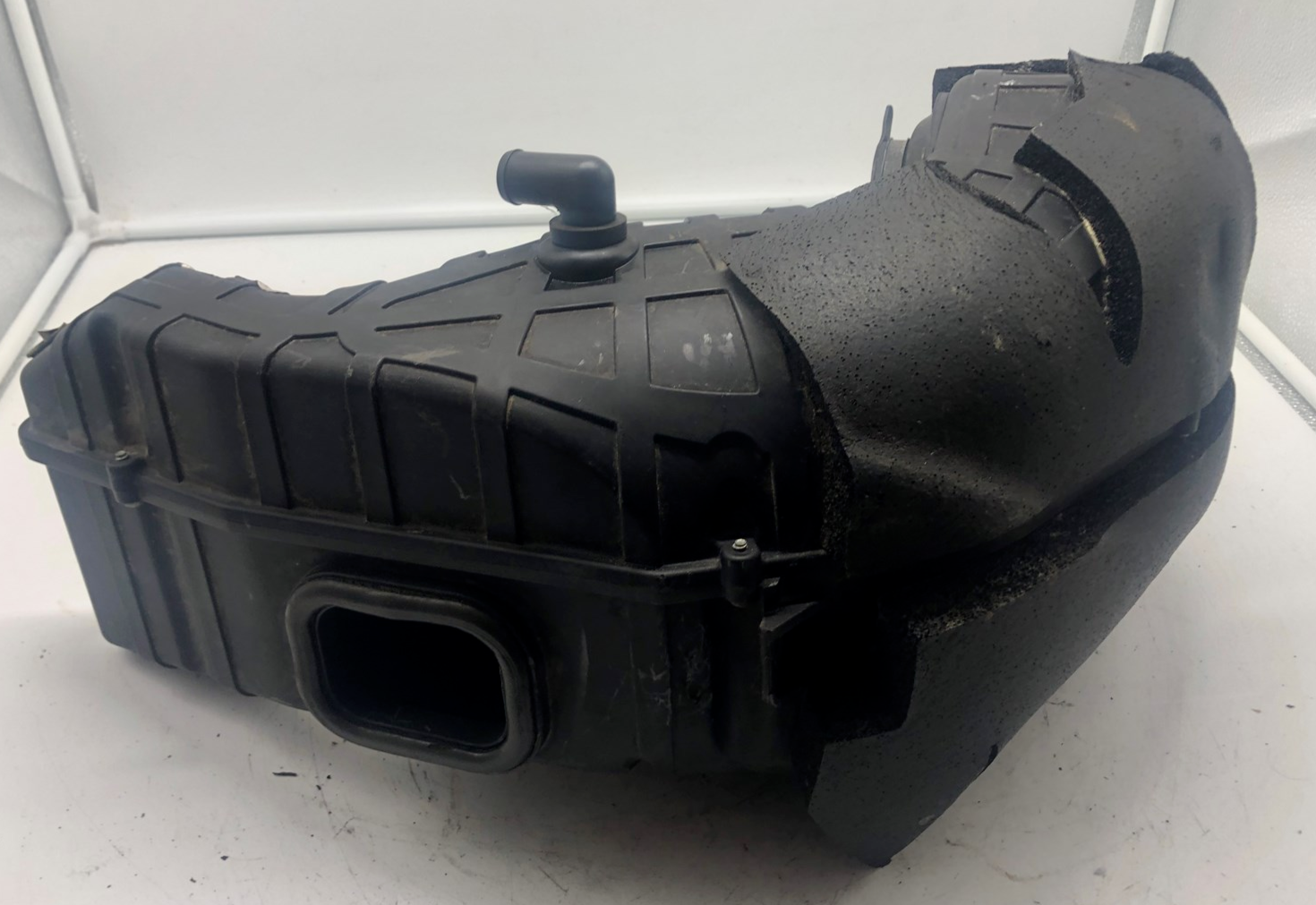 Arctic Cat Used OEM Airbox Assembly Jaguar Z1 TZ1 Touring 1670-802 07-08 Arctic Cat Used OEM Airbox Assembly Jaguar Z1 TZ1 Touring 1670-802 07-08
