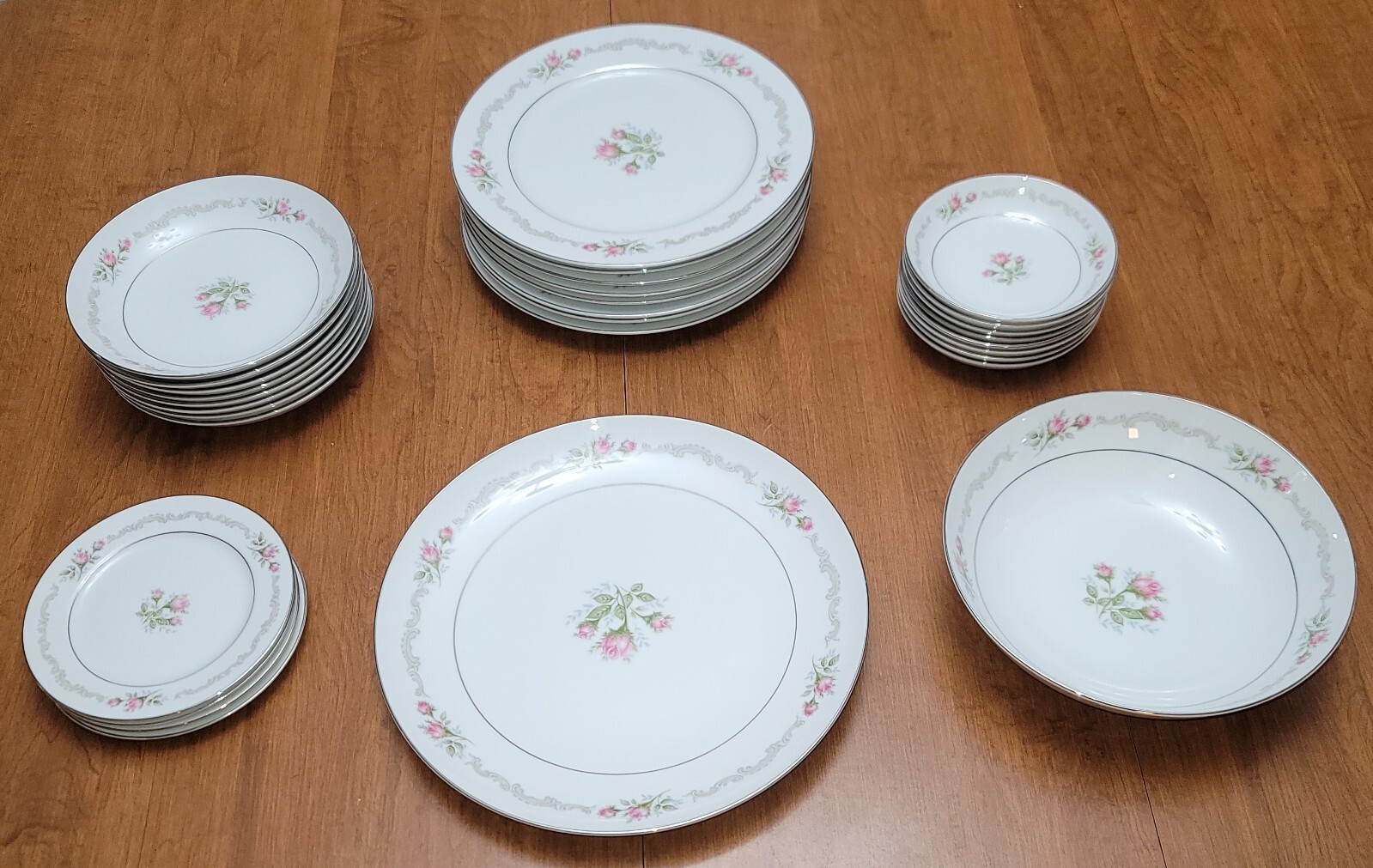 Mikasa First Love 202 Dinnerware Set or Pieces | eBay