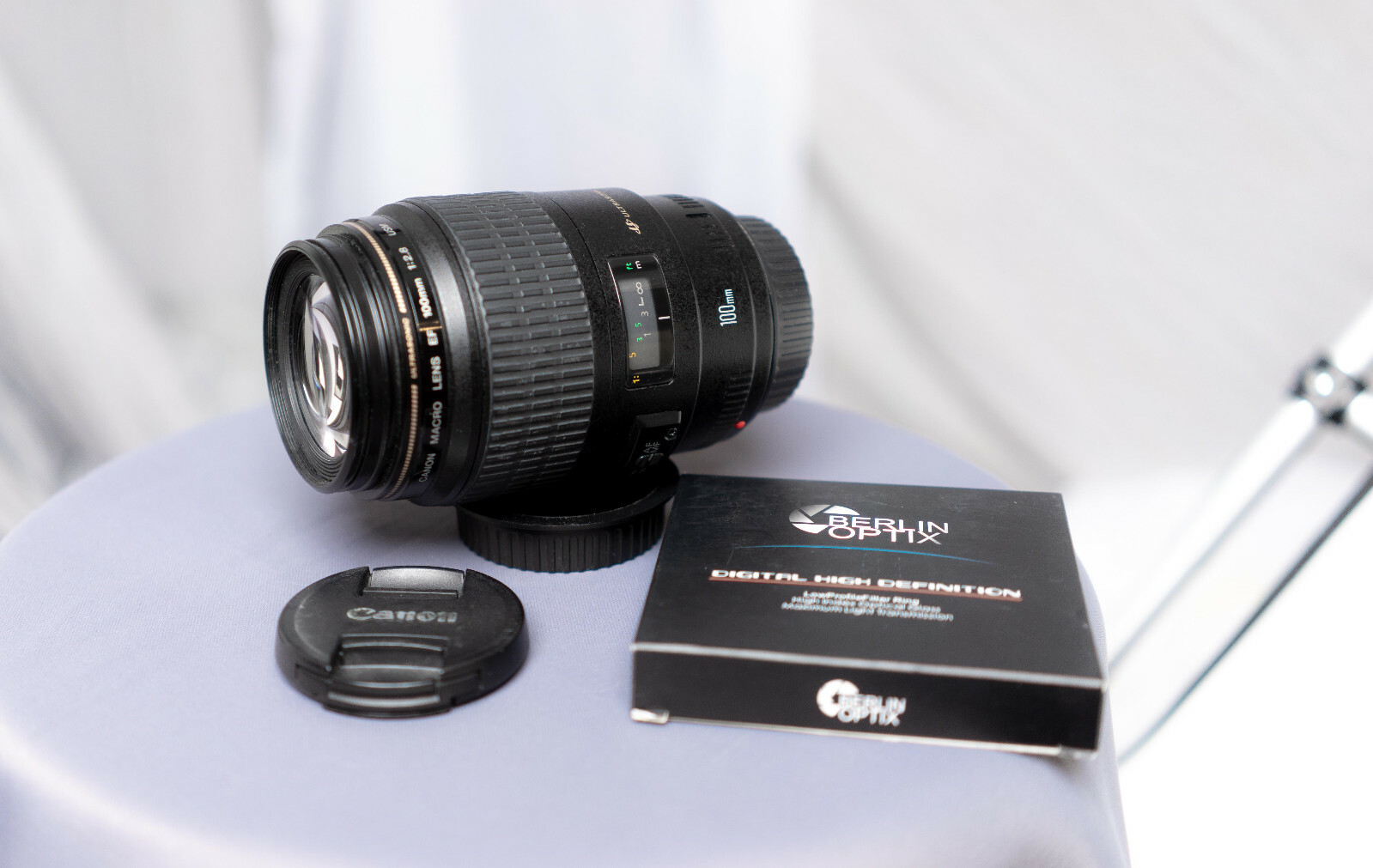 Canon EF 100 mm F/2.8 USM Macro Objektiv incl. 
