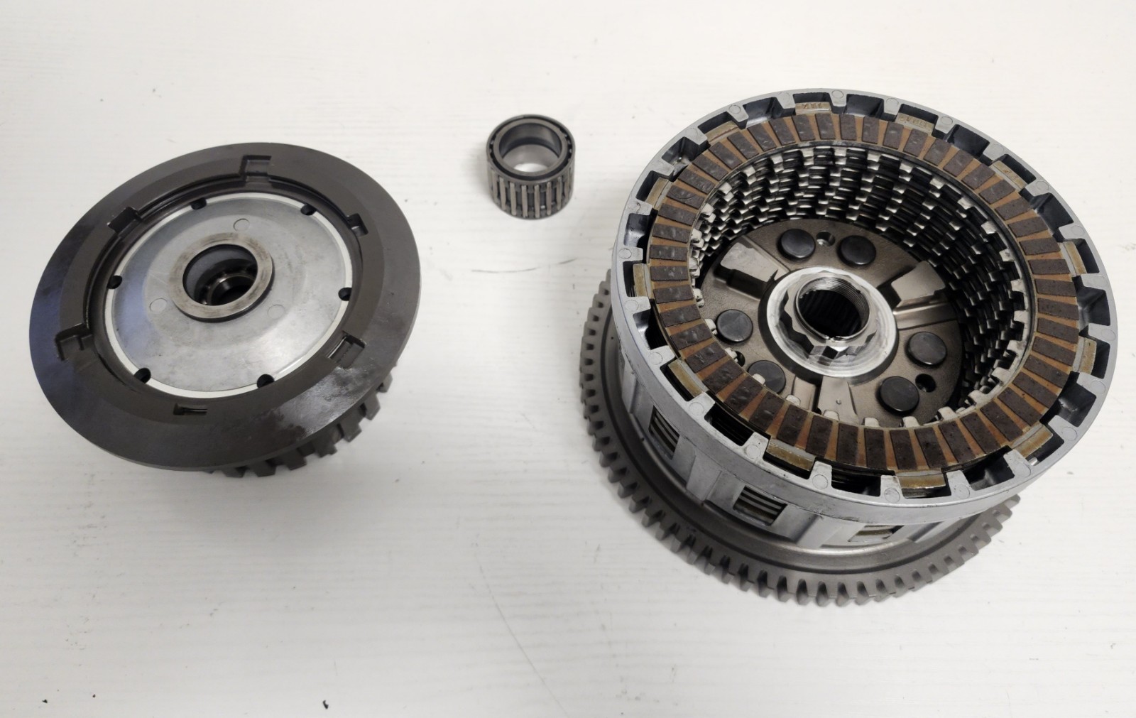 テレビ Y 2009-2019 Honda CBR1000RR Clutch Assembly CB1000R Fireblade