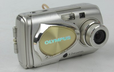 Olympus Stylus 400 Digital 4.1MP Digital Camera UNTESTED POWERS ON WATCH VIDEO