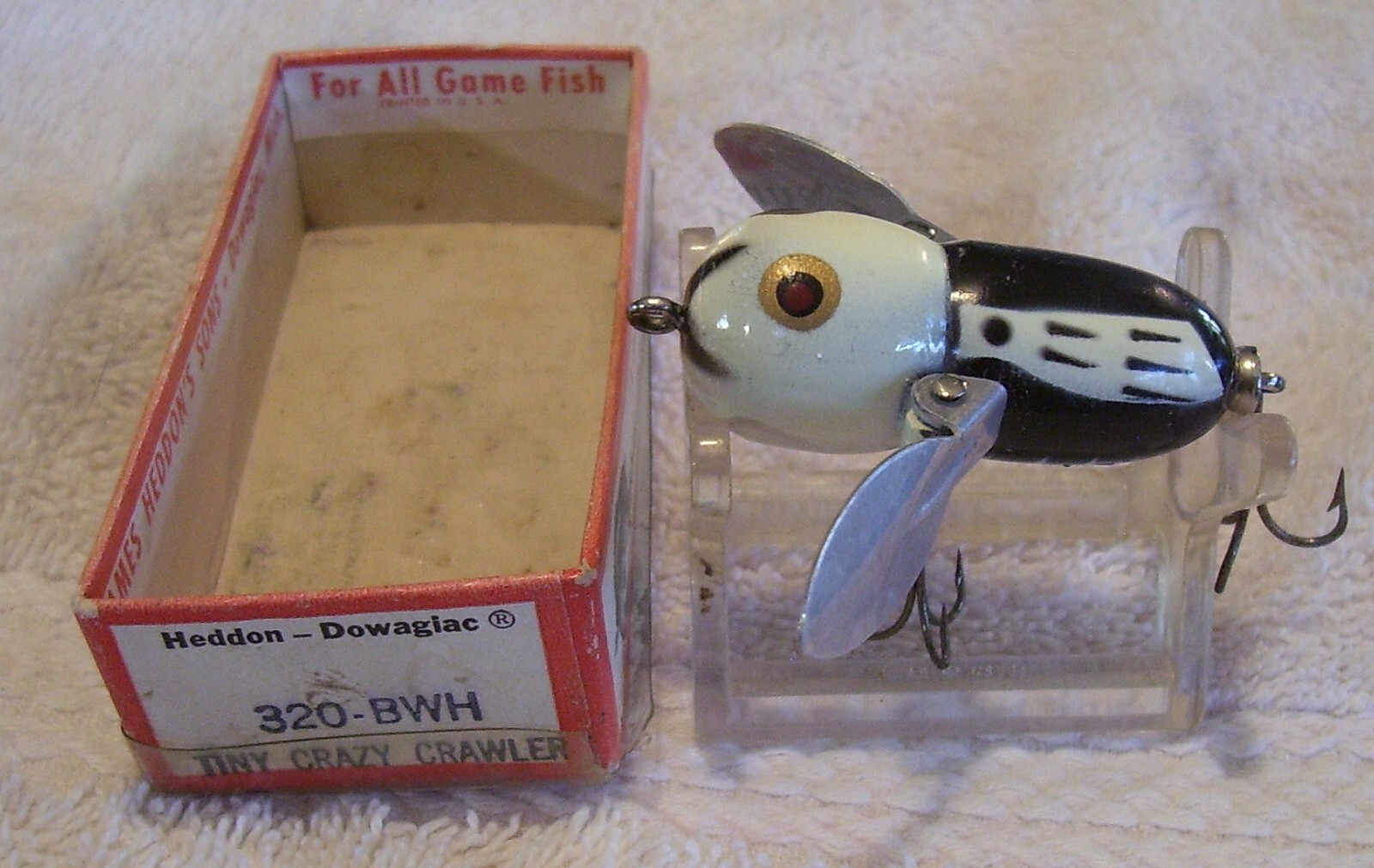 12223 HEDDON TINY CRAZY CRAWLER LURE BOX 320-BWH 3 EYE
