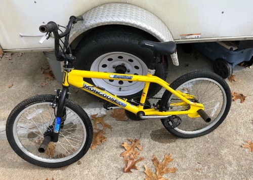 Mongooge pro Stylist Freestyle Bike Yellow Vintage 1990’s Free Style Not BMX