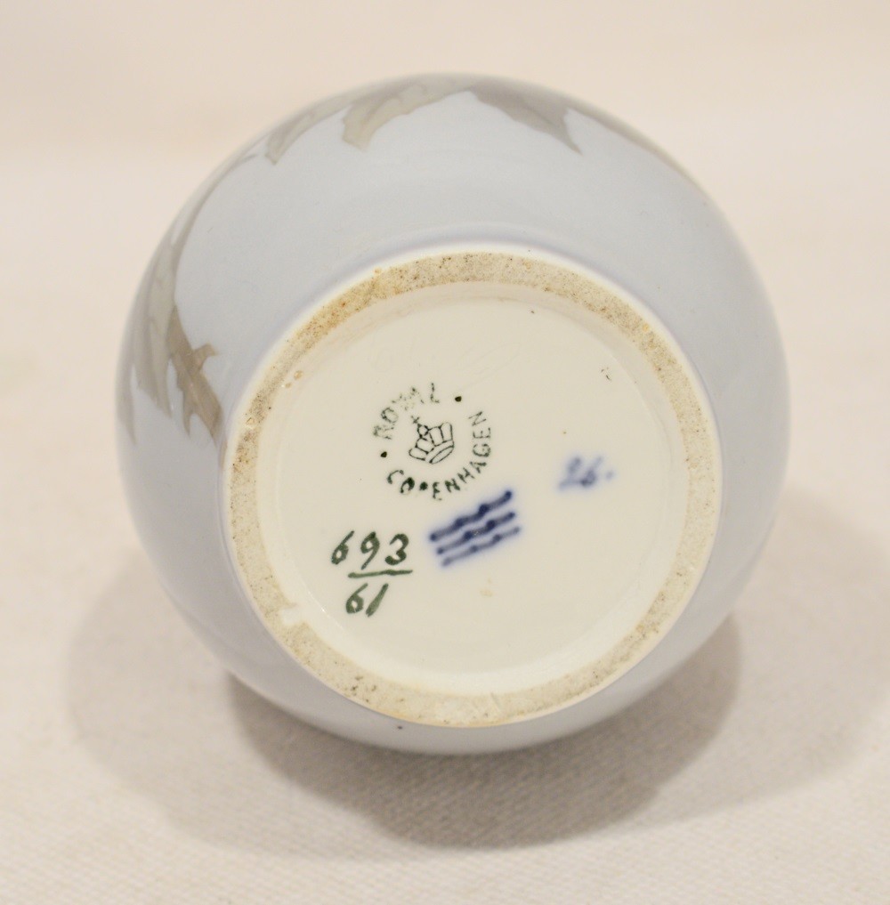 Pre 1935 Royal Copenhagen 9 1/2