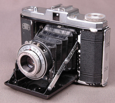 フィルムカメラ Zeiss Ikon Ikonta Novar-Anastigmat 75mm VINTAGE Zeiss Ikon Ikonta Film Camera w/ Novar Anastigmat 75mm f