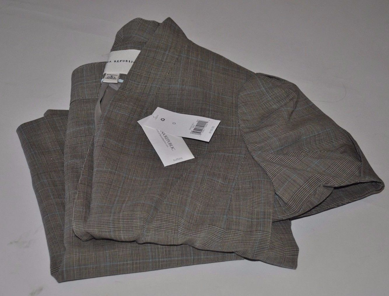 Banana Republic Skirt Suits Suits & Suit Separates for Women