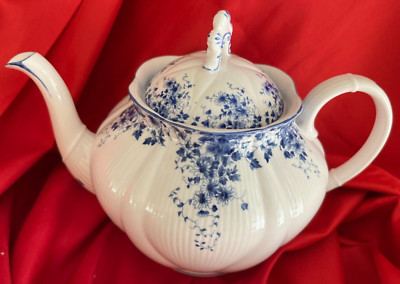 Vintage PRINCE ALBERT Dainty Blue Teapot NEW