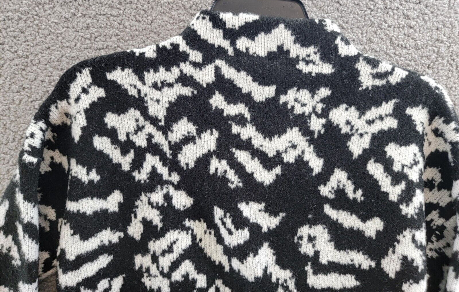 AQUA Animal Print Mock Neck Sweater Women's XS Black/Ivory Pullover Style L/S - Picture 9 of 15