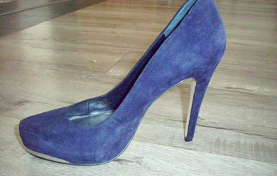 BCBGeneration Navy Blue Pump Stilettos Size 9M