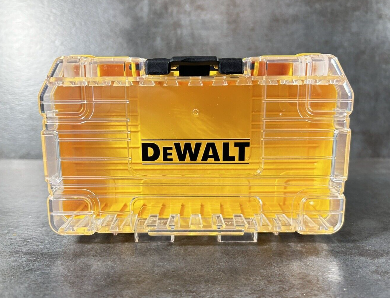 DEWALT TOUGH CASE SM BIT TIP STORAGE ORGANIZER STACKABLE INT