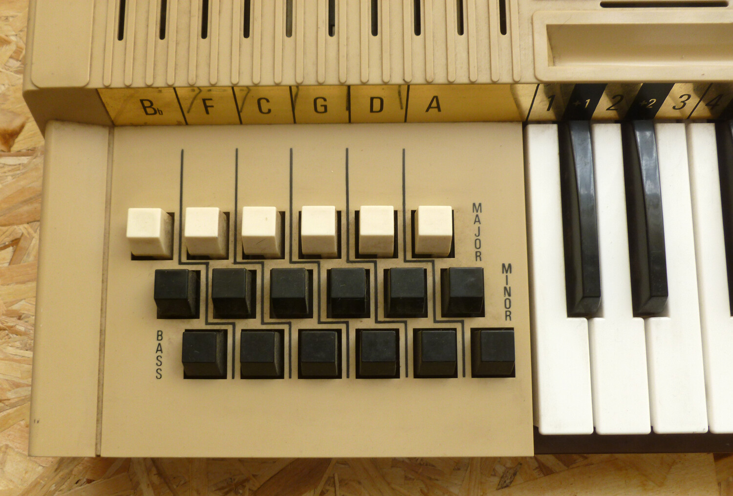 Vintage Bontempi Electric Chord Organ FREE SHIPPING