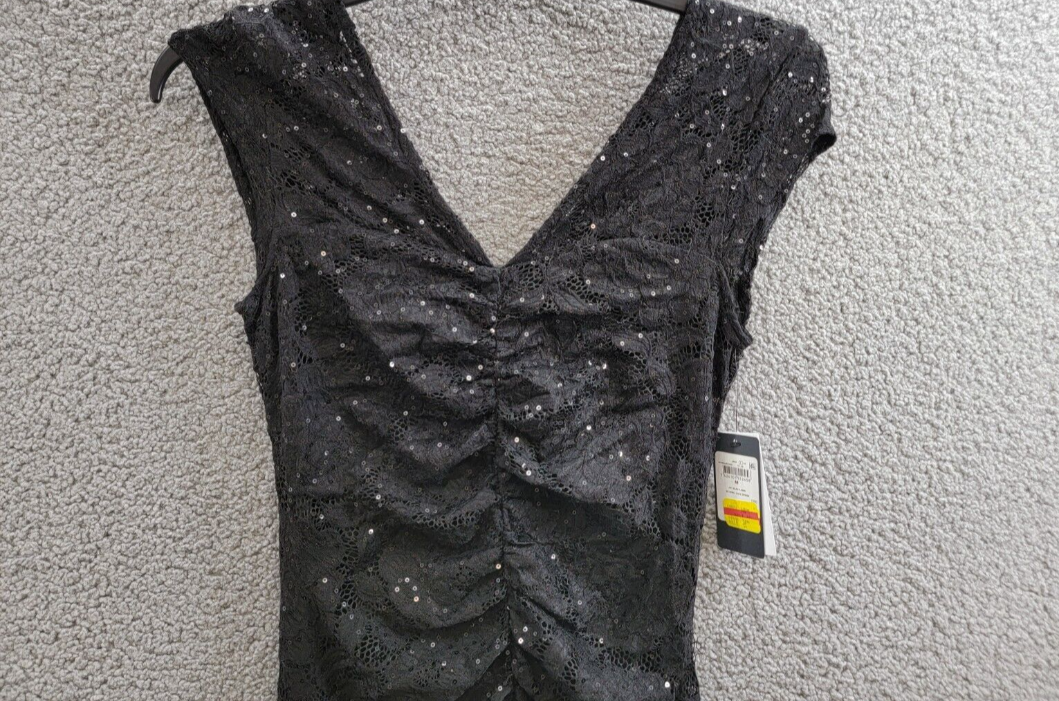 GUESS Ariel Sequined Lace Mini Dress Women's M Black V-Neck Back Zip Closure S/S - Picture 3 of 17
