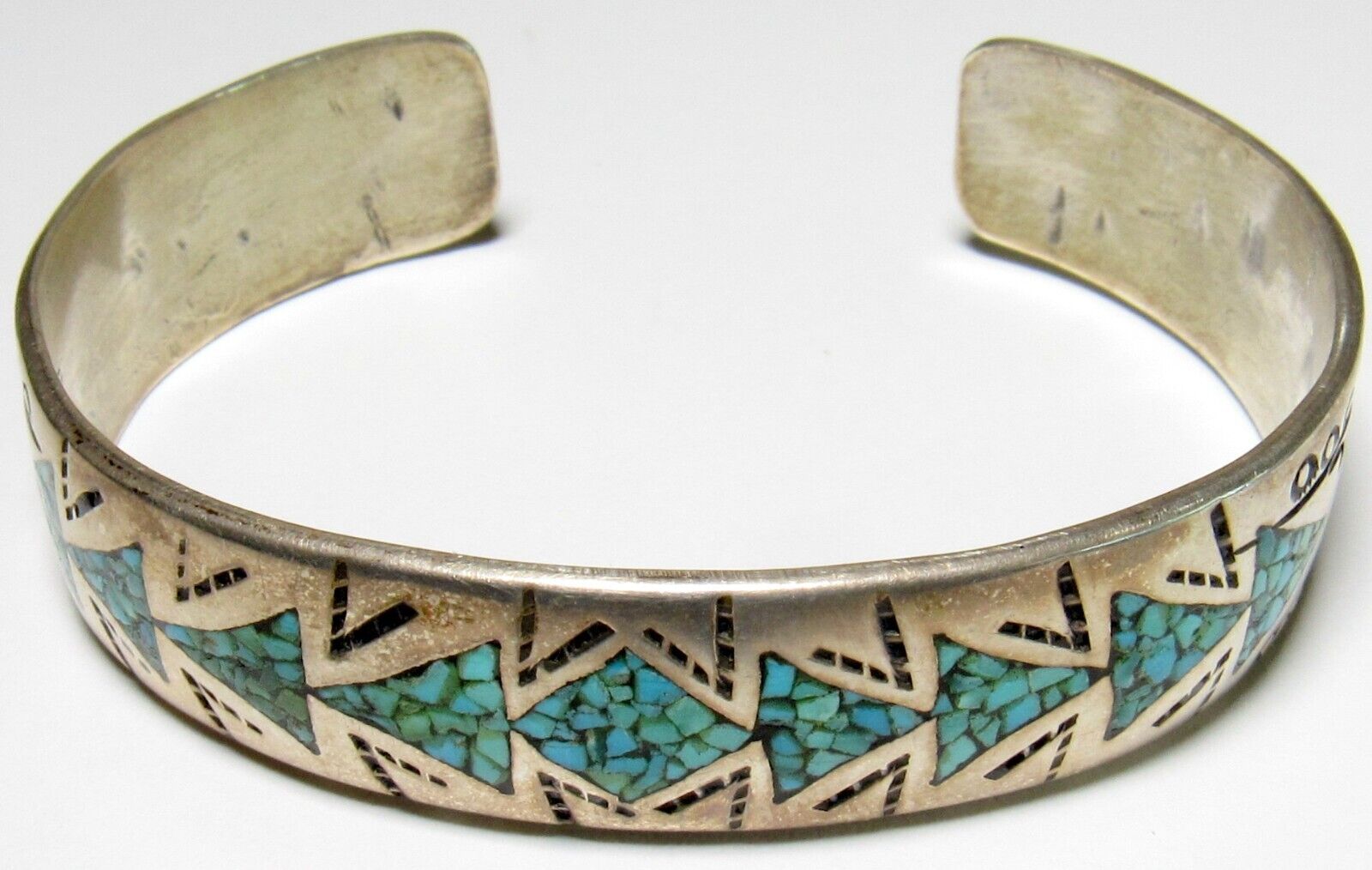 Vintage Sterling Silver Turquoise Chip Cuff Bracelet SB in Vintage Sterling Silver Turquoise Chip Cuff Bracelet SB in