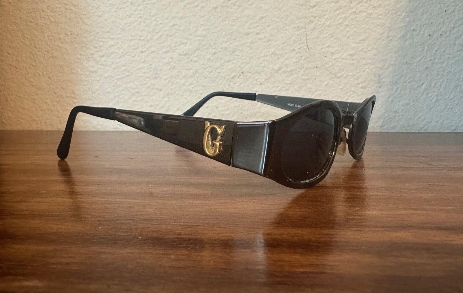 Vintage Gianni VERSACE GV Logo Unisex Sunglasses Mod S99 Col