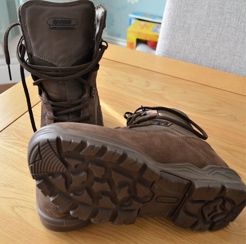 walking boots high leg