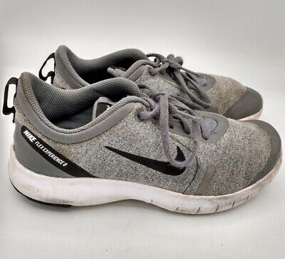 Nike Boys youth Flex Experience Running Shoes Gray black white size 4.5y 