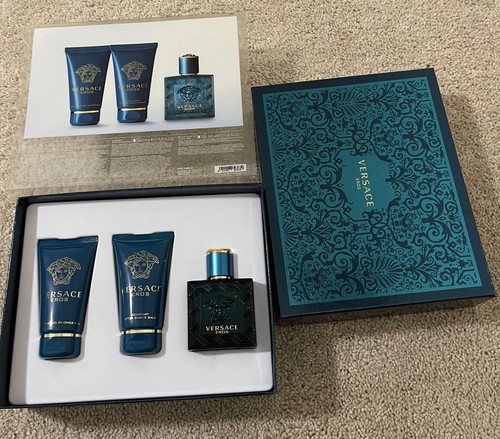 VERSACE Eros Eau de Toilette セット　ポシェット付き Amazon.com : VERSACE EROS by Versace 3 PIECE GIFT SET - 3.4