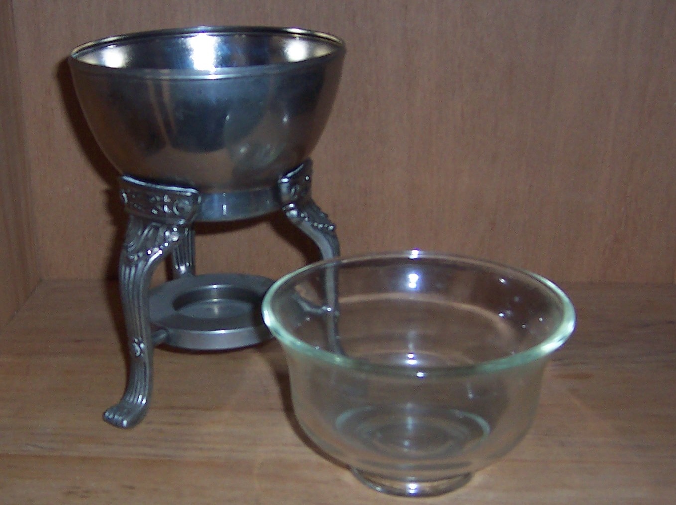 3 Leg Vintage Silver Warming Dish Server  glass dish insert beautiful detail