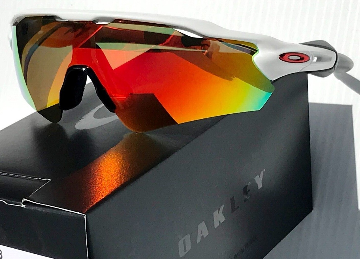 NEW* Oakley RADAR EV PATH White polished POLARIZED Galaxy NEW* Oakley RADAR EV PATH White polished POLARIZED Galaxy