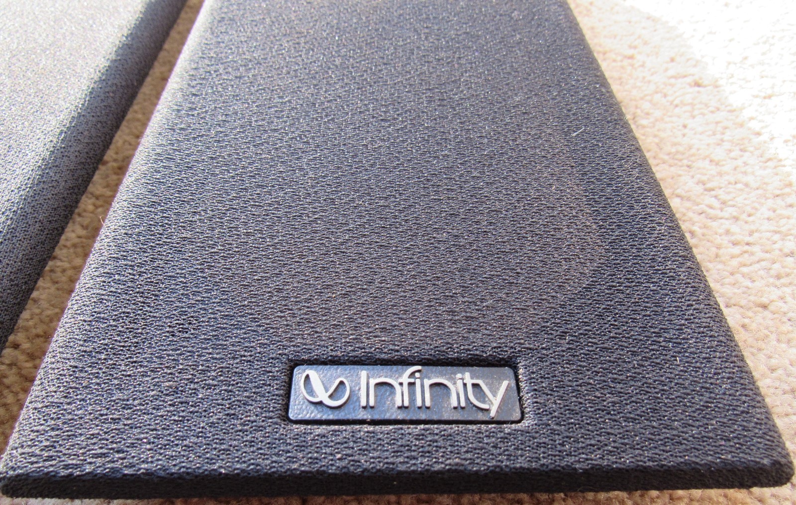 2 Infinity RS 1000 Speaker Grills Part Original Very Good Condition Covers Pair