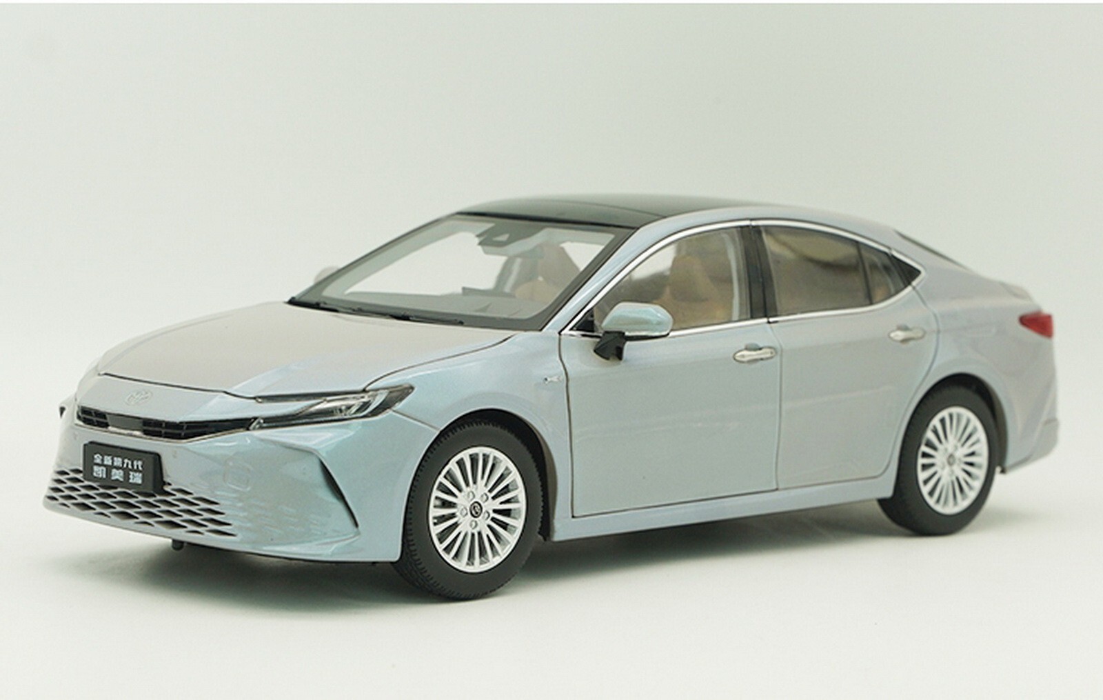 ミニカー 1/18 トヨタ 第9世代カムリ TOYOTA CAMRY 2024 楽天市場】トヨタ特注 1/18 トヨタ カムリ ホワイト 2024 Toyota