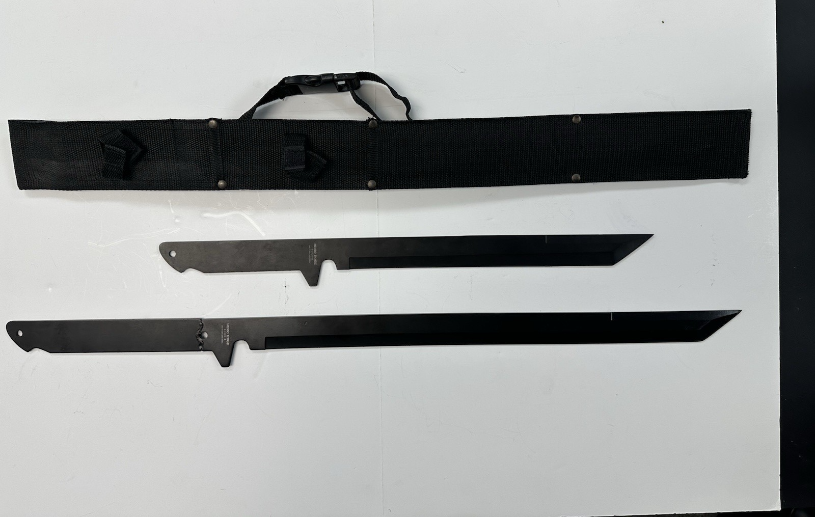 Hero Edge k-1020-8 440 stainless black swords x 2 (27 inch++
