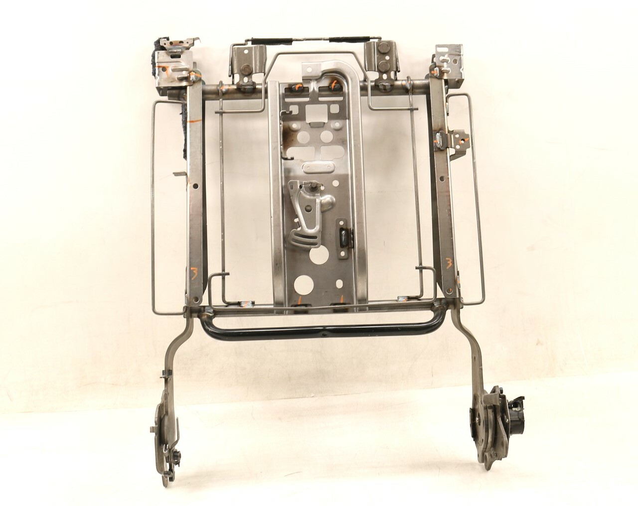 00360さま専用 NEW OEM 3rd Row Seat Back Frame Right 79303-60140 for Lexus