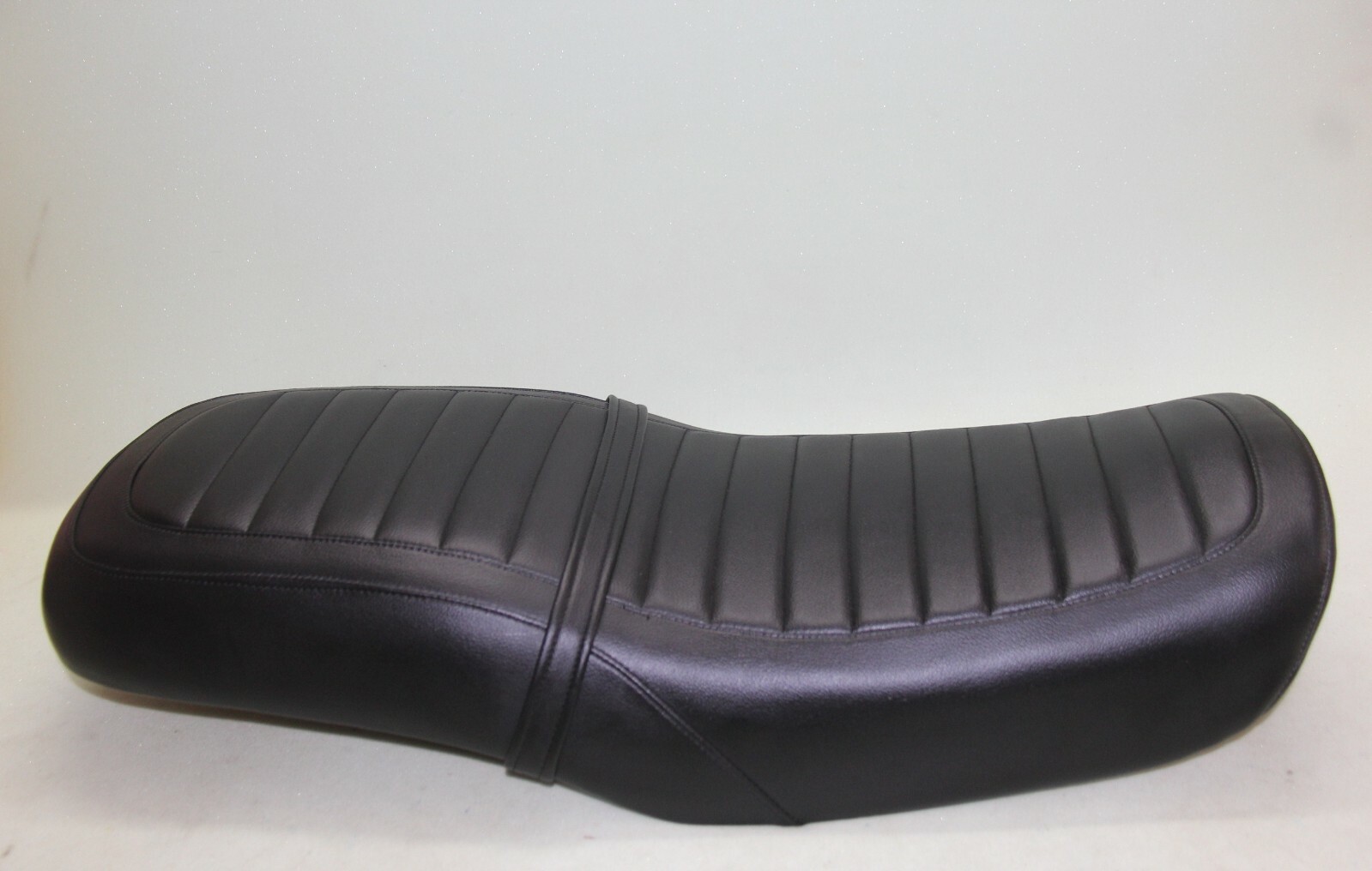 1981-1983 Kawasaki KZ440 KZ 440 LTD Motorcycle Seat Saddle