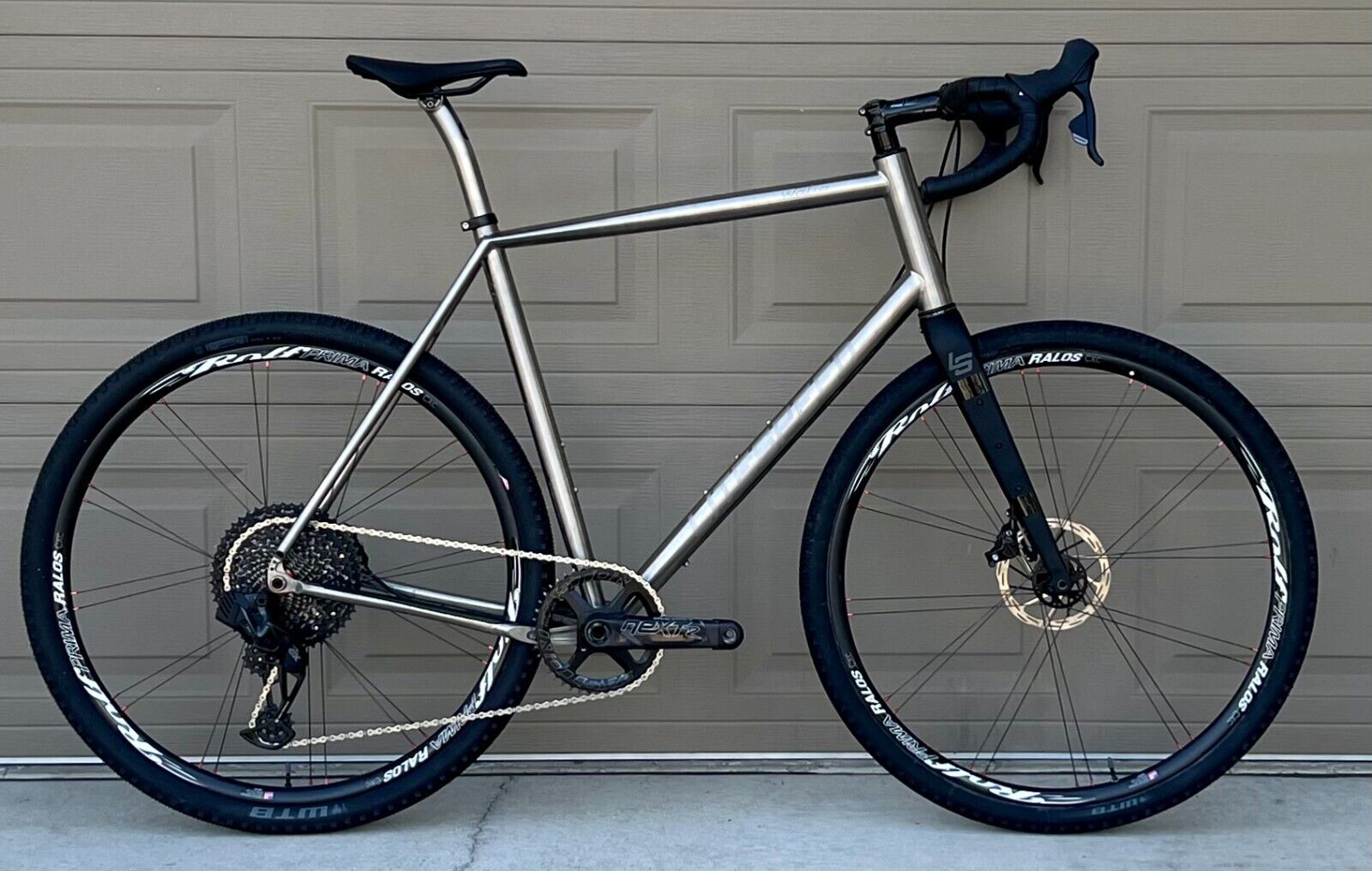 Bicycle for Sale: Litespeed Watia titanium gravel road bike XL 58cm Rival AXS Rolf Prima Carbon in Coeur d'Alene, Idaho