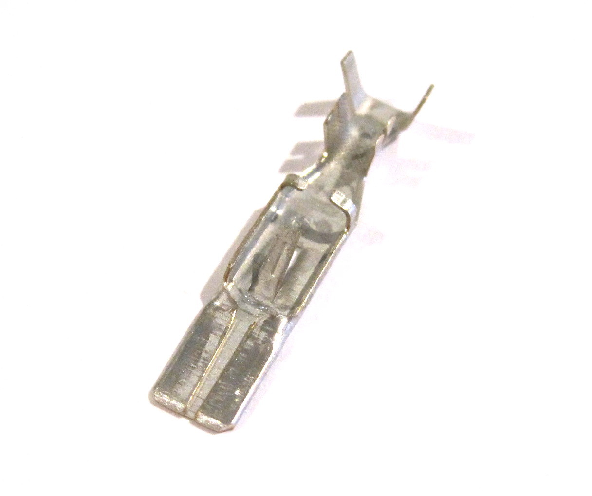 メリ 5/10 12-10 ga. Metri-Pack 630 Series Male Terminal #12066493 Pack