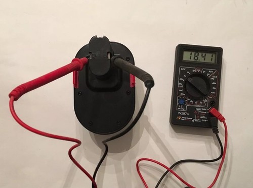 Genuine Coleman 18v Battery PMD8131BAT & Charger #166 Tested Working