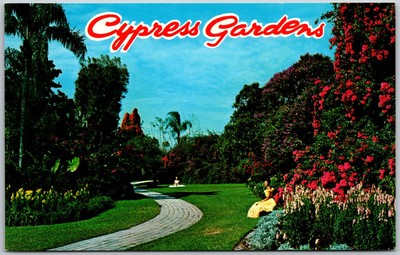 Thousands of Blossoms at Cypress Gardens, Florida - Postcard