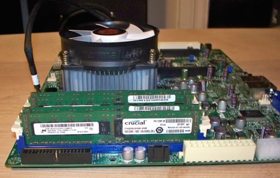 SUPERMICRO X8SIE-F with X3450 / 16G ECC/ SSD 1156 SYSTEM