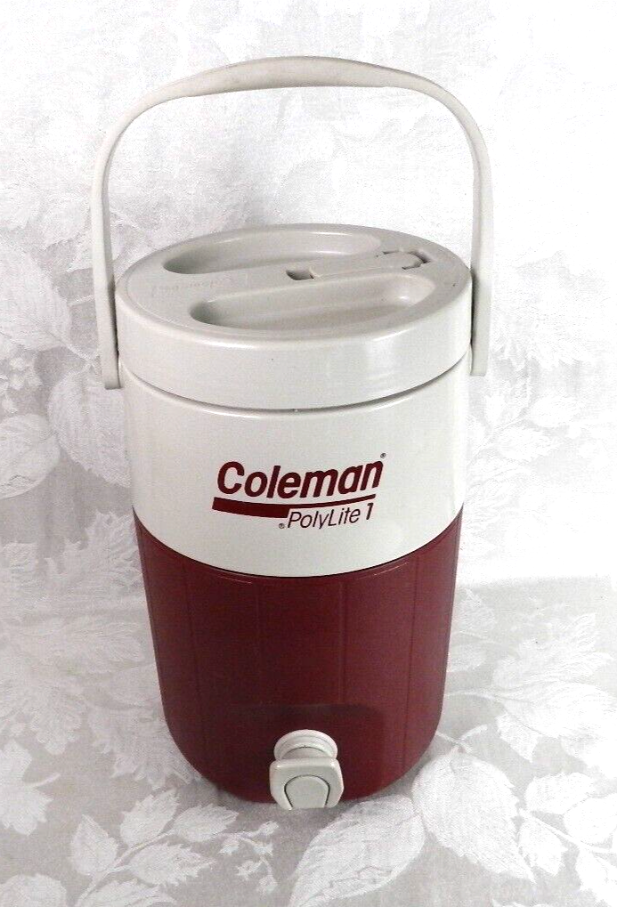 Vintage Coleman PolyLite 1 Water Jug Cooler 5591A 1 Gallon Burgundy Red