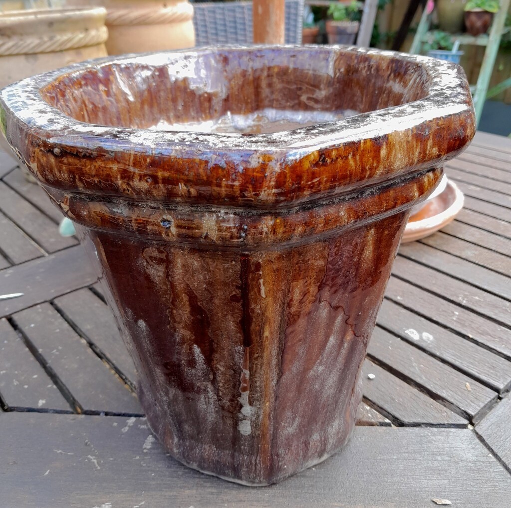 Heavy glazed terracotta plant pot in Ilminster, Somerset Gumtree