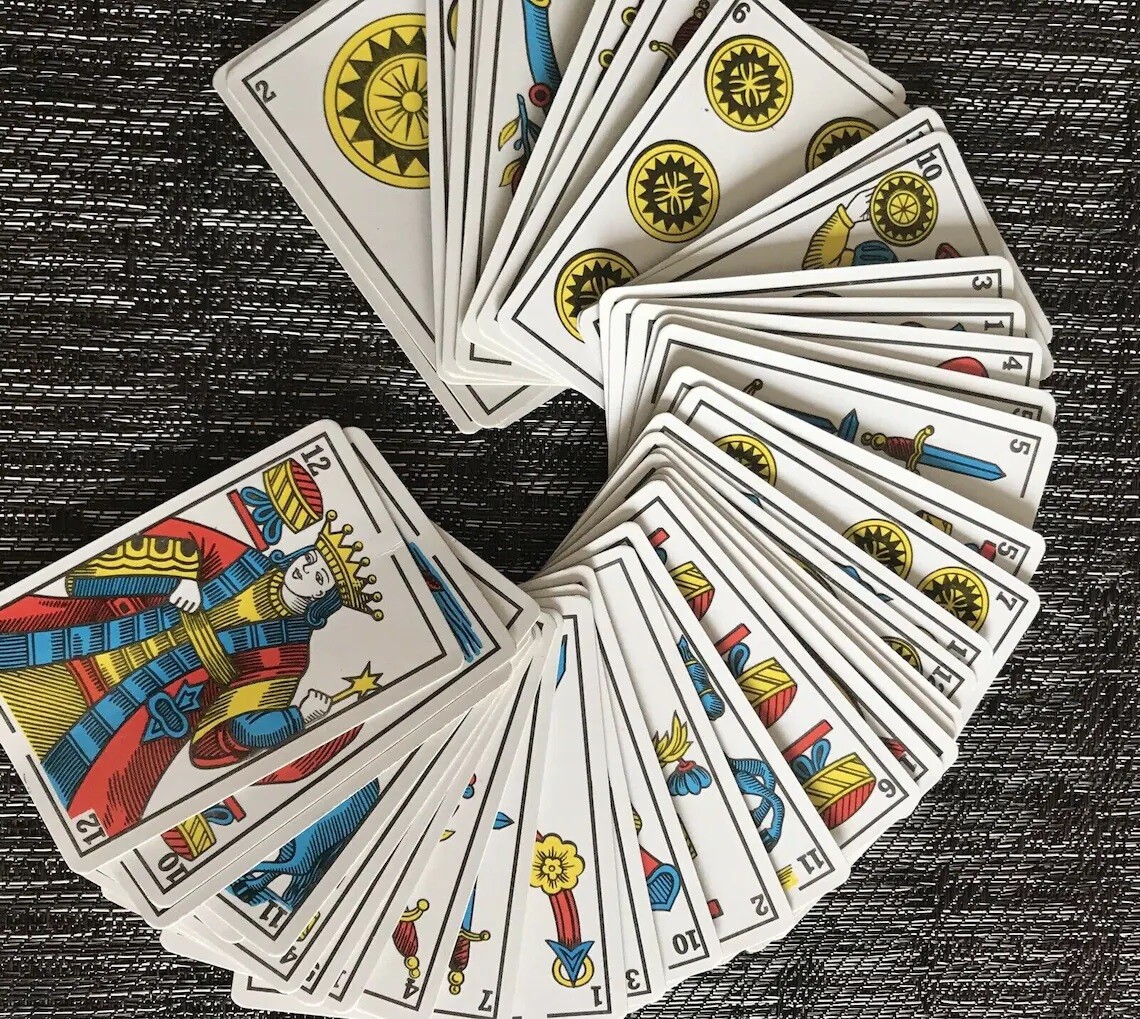 トランプ　playing cards まとめ売り 台湾のトランプメーカー