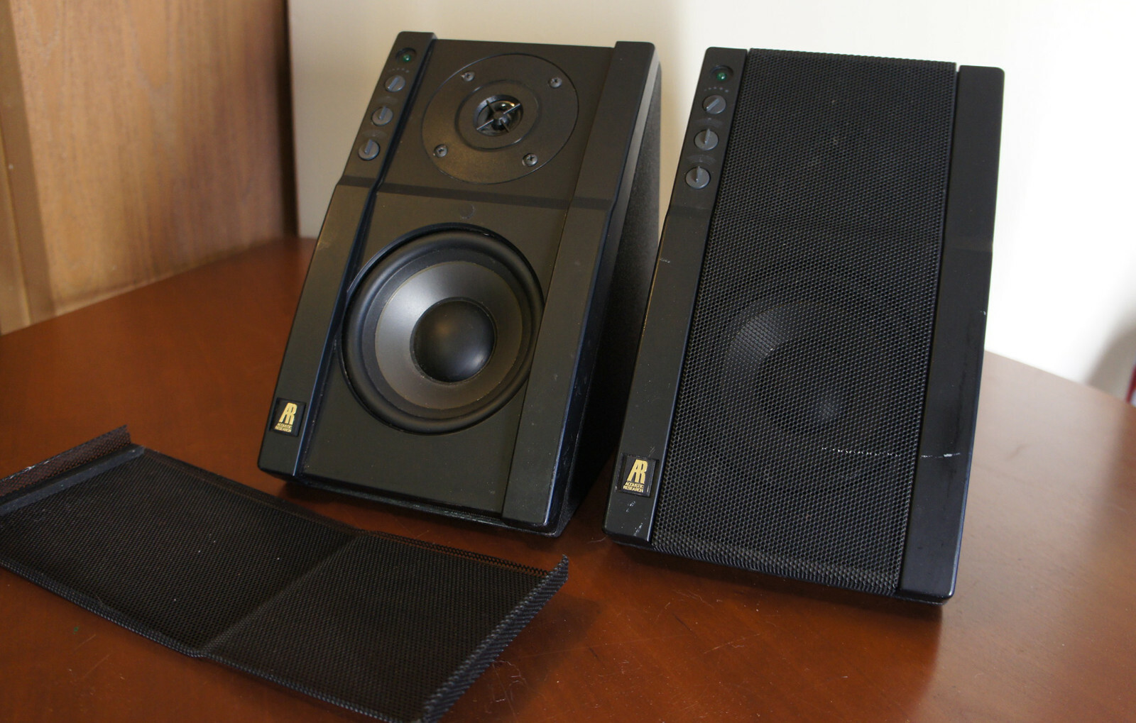 AR Acoustic Research Powered Partner 570 Speakers Black AR Acoustic Research Powered Partner 570 Speakers Black