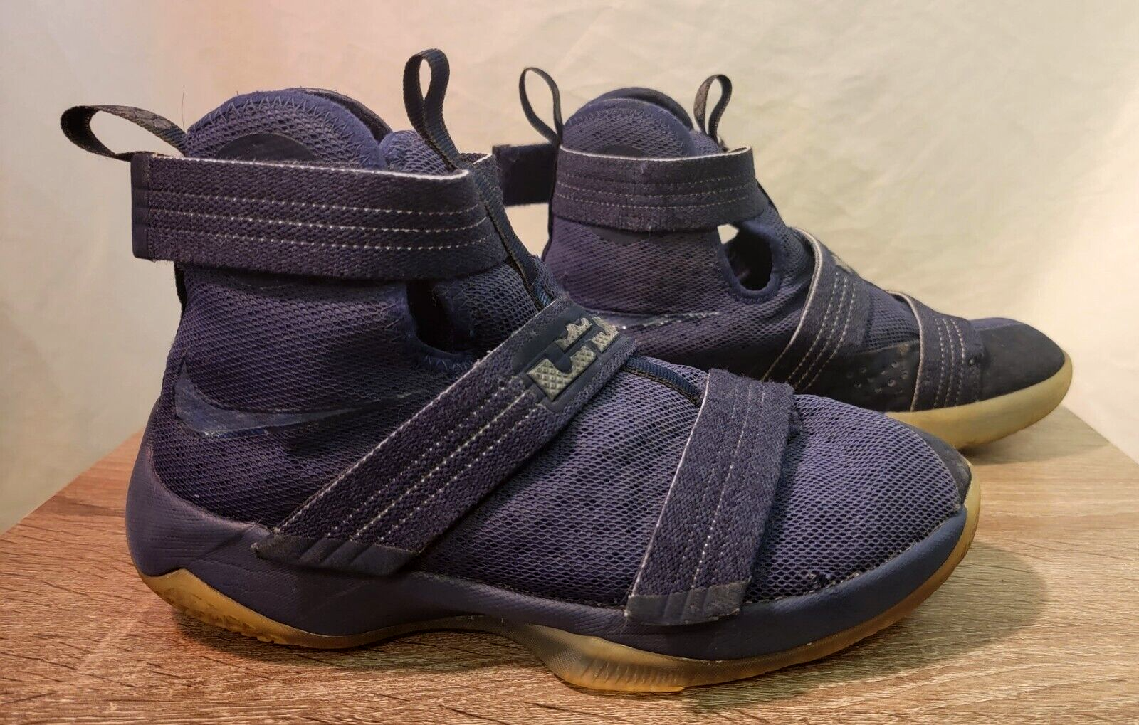 lebron 3 strap shoes