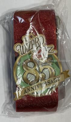 Harvey's Wizard of Oz Ruby Slippers CNC Click N Carry 5 Panel NWT