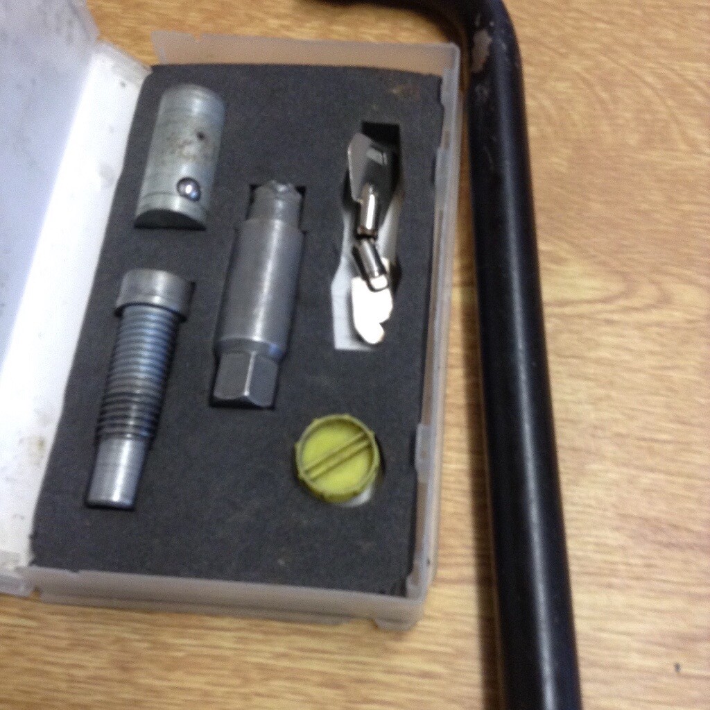 Alko wheel secure wheel lock with 2 keys number 28 in Hucknall