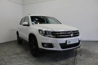 VOLKSWAGEN TIGUAN 2.0 TDI BlueMotion Tech SE 4WD Euro 5 (s/s) 5dr 2012