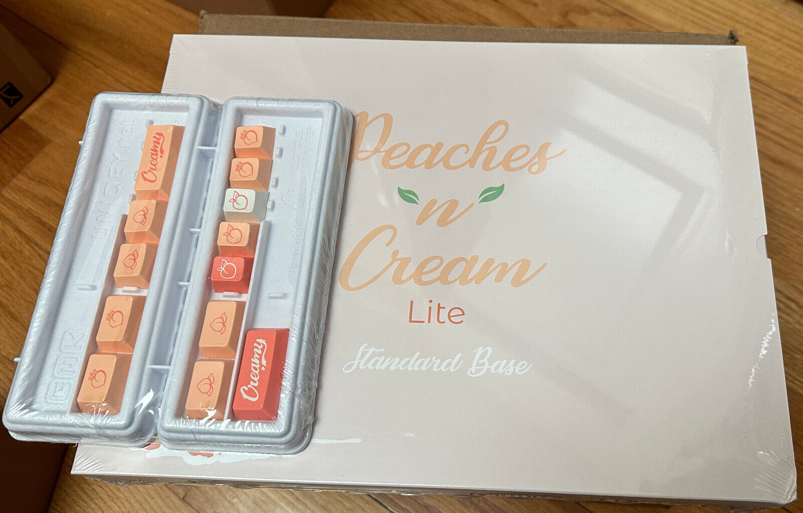 GMK Peaches n Cream Lite - Base + Novelties Kit Keycaps | eBay GMK Peaches n Cream Lite - Base + Novelties Kit Keycaps | eBay